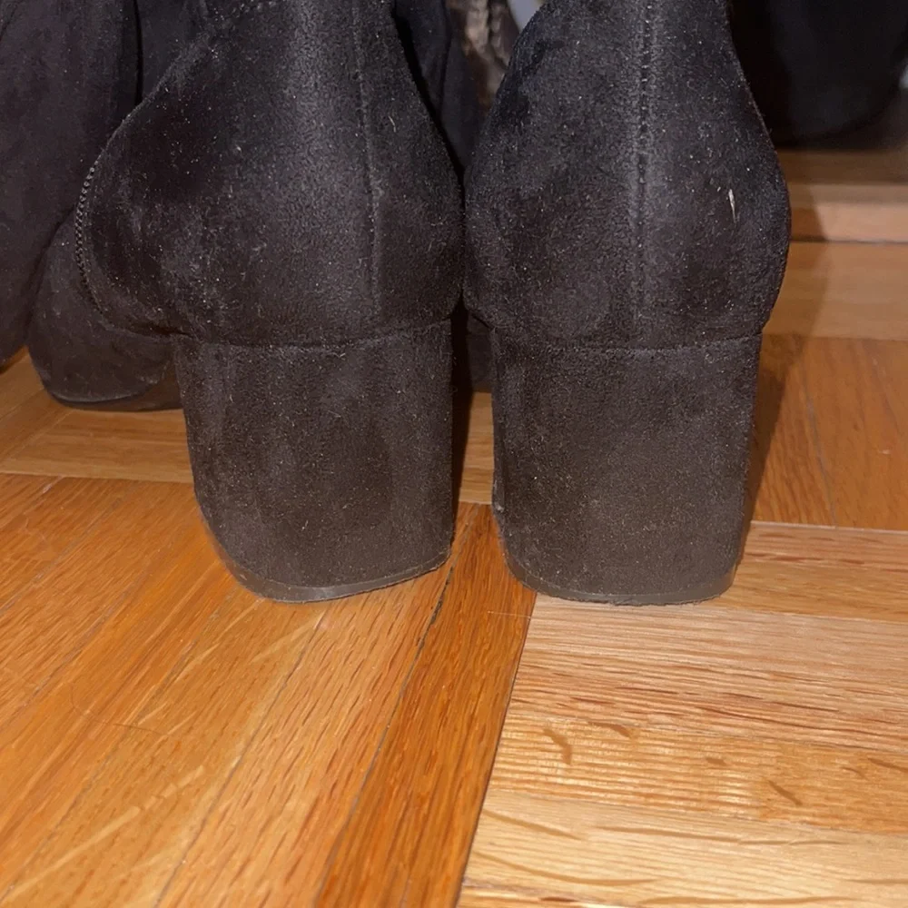 Lulus sleek over